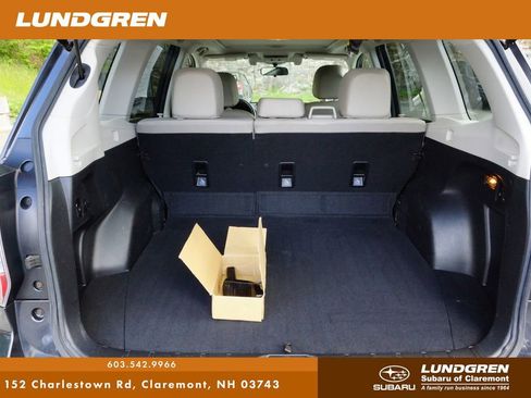Used 2016 Subaru Forester 2.5i Touring w/ Eyesight & Navigation System AWD/4WD image 32