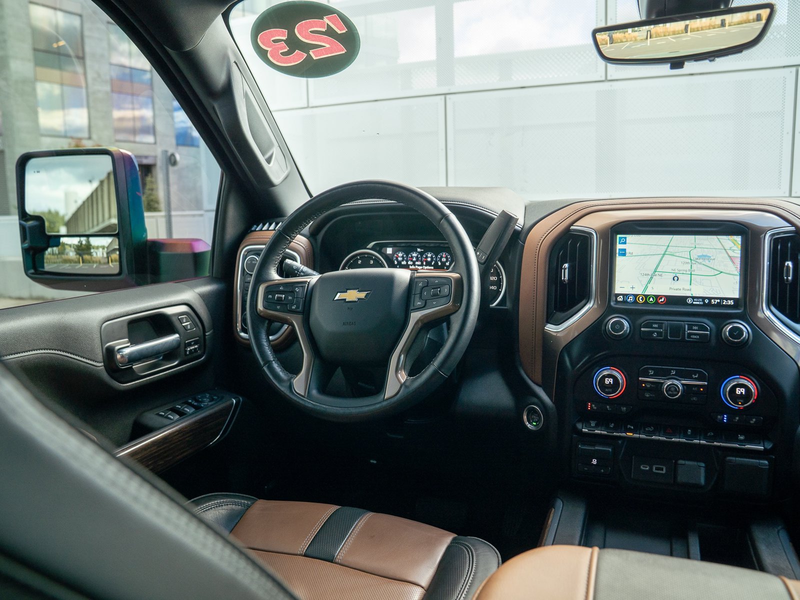 Used 2023 Chevrolet Silverado 2500 High Country AWD/4WD image 21