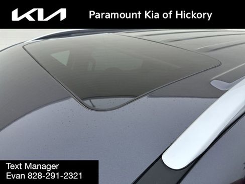 Used 2025 Kia Telluride EX image 40