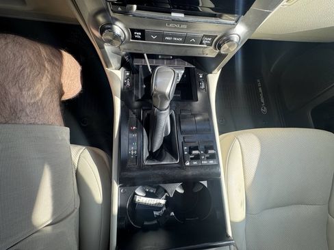 Used 2020 Lexus GX 460 Premium w/ Premium Package AWD/4WD image 32