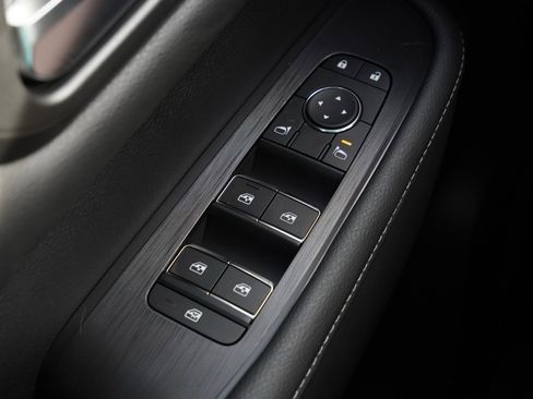 New 2026 Nissan Armada SV image 11