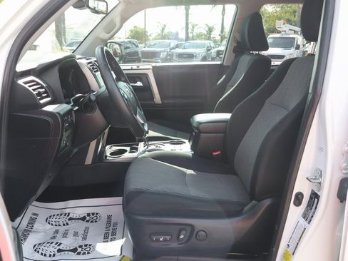 Used 2022 Toyota 4Runner SR5 image 16