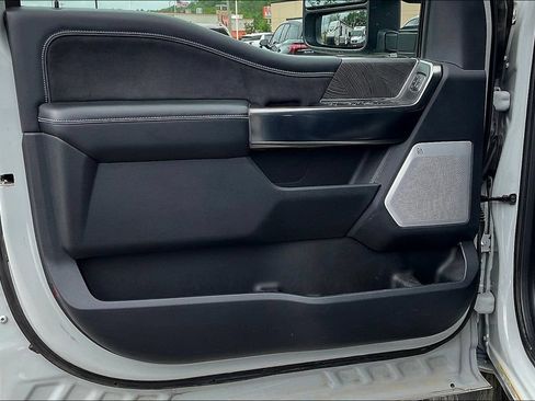 Used 2025 Ford F450 Platinum AWD/4WD image 19