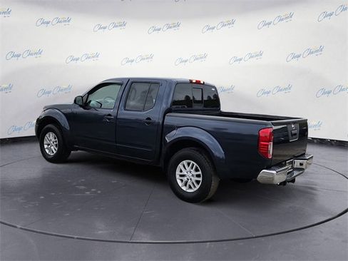 Used 2019 Nissan Frontier SV image 3