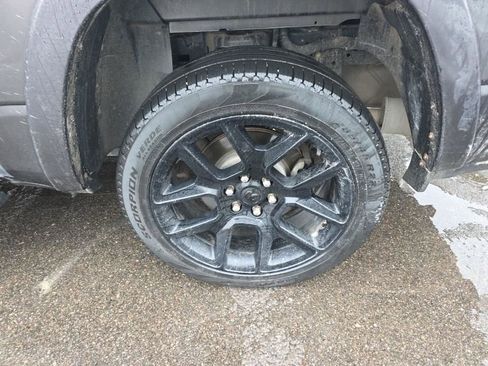 Used 2022 RAM 1500 Laramie image 21