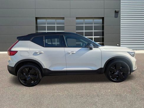 New 2026 Volvo XC40 B5 Ultra w/ Protection Package Premier image 7