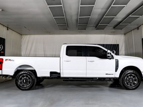 Used 2023 Ford F350 Lariat w/ Lariat Ultimate Package AWD/4WD image 5