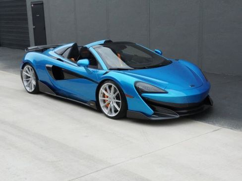 Used 2020 McLaren 600LT Spider RWD image 20