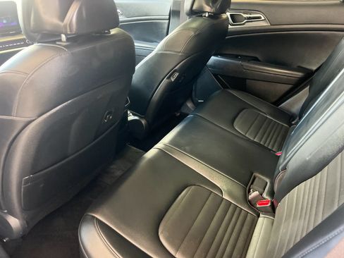 Certified 2024 Kia Sportage SX Prestige AWD/4WD image 11