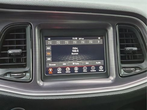 Used 2018 Dodge Challenger R/T image 26