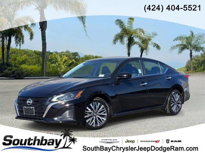 Used 2023 Nissan Altima 2.5 SV