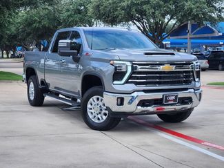 Used 2025 Chevrolet Silverado 2500 LTZ w/ LTZ Convenience Package AWD/4WD video 2