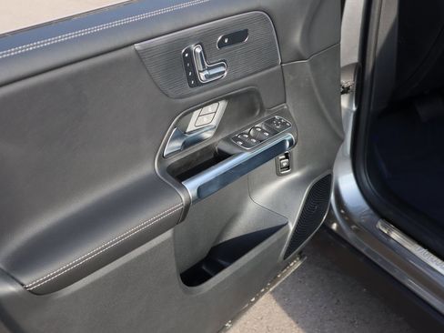 New 2026 Mercedes-Benz GLB 250 4MATIC image 23