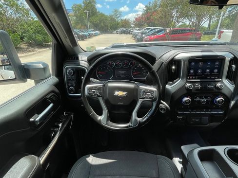 Used 2023 Chevrolet Silverado 2500 LT w/ Convenience Package AWD/4WD image 11
