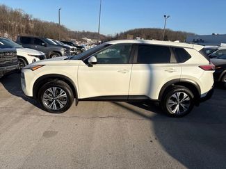 Certified 2022 Nissan Rogue SV video 2