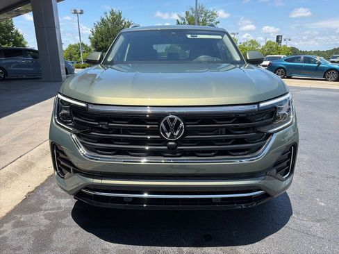 Used 2026 Volkswagen Atlas SEL Premium R-Line AWD/4WD image 2