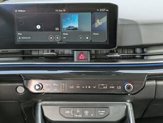 Used 2026 Kia Carnival SX Prestige FWD image 18