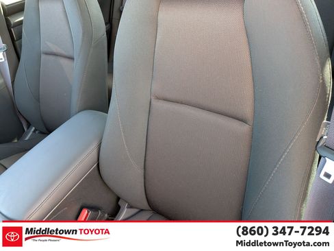 Used 2024 MAZDA MAZDA3 s FWD image 12