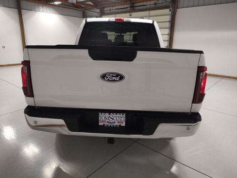 Used 2025 Ford F150 XLT w/ Equipment Group 301A Standard AWD/4WD image 11
