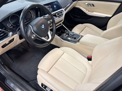 Used 2020 BMW 330i xDrive Sedan w/ Convenience Package AWD/4WD image 4