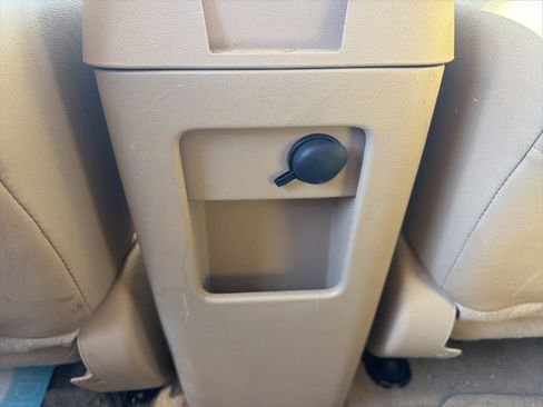 Used 2010 Ford Escape Limited image 14