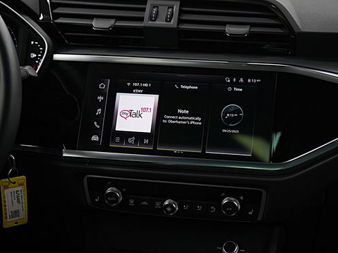 Used 2025 Audi Q3 2.0T Premium image 15