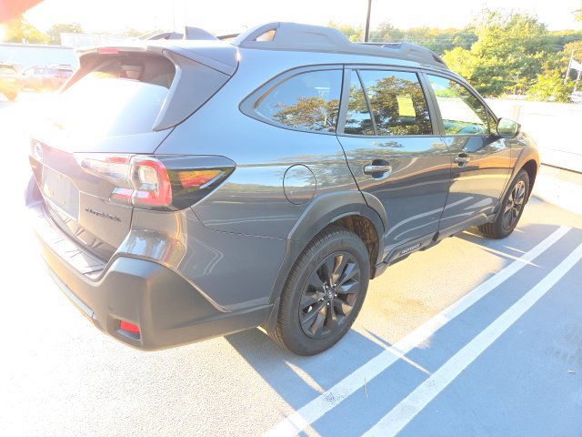 Used 2023 Subaru Outback Onyx Edition AWD/4WD image 16