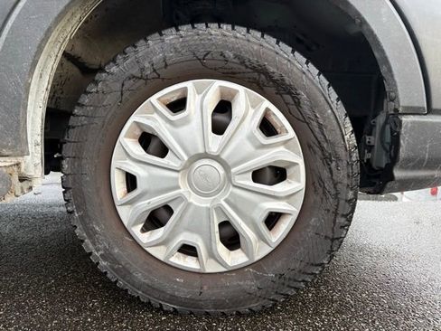 Used 2024 Ford Transit 250 Low Roof w/ Exterior Upgrade Package image 20