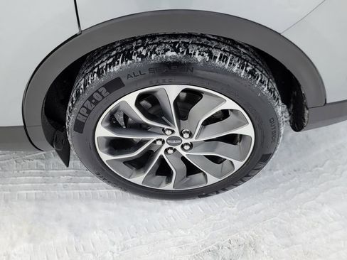 Used 2021 Lincoln Nautilus Reserve w/ Cargo Utility Package image 8