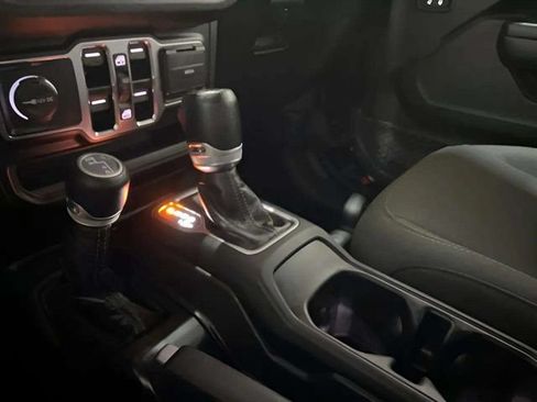 Used 2024 Jeep Wrangler Unlimited Sport AWD/4WD image 56