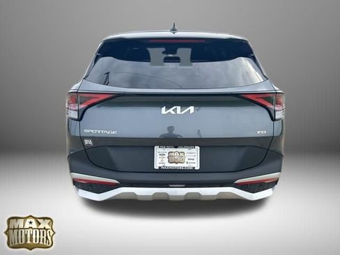 Used 2025 Kia Sportage LX AWD/4WD image 7