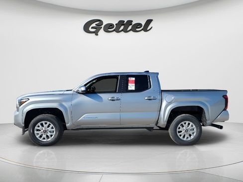New 2026 Toyota Tacoma SR5 RWD image 8