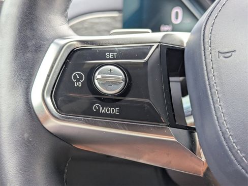 Used 2023 BMW i7 xDrive60 image 19