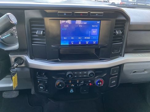 Used 2023 Ford F450 XLT w/ XLT Value Package AWD/4WD image 17