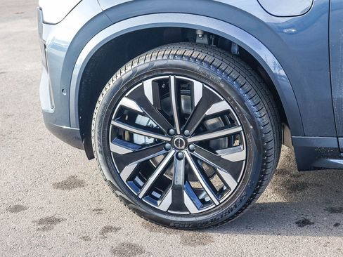 New 2026 Volvo XC90 T8 Ultra w/ Protection Package Premier image 9