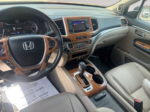 Used 2019 Honda Ridgeline RTL image 10