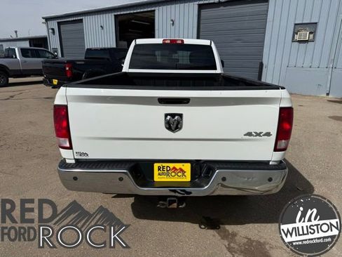 Used 2018 RAM 3500 Tradesman w/ Chrome Appearance Group AWD/4WD image 6