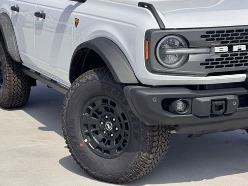 New 2026 Ford Bronco Badlands AWD/4WD image 4
