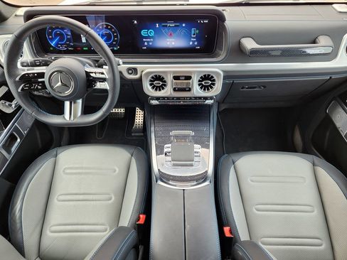 Used 2025 Mercedes-Benz G 580 w/ EQ Technology image 22