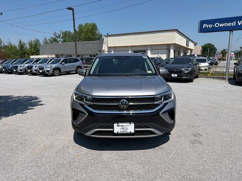 Used 2023 Volkswagen Taos SEL AWD/4WD image 4