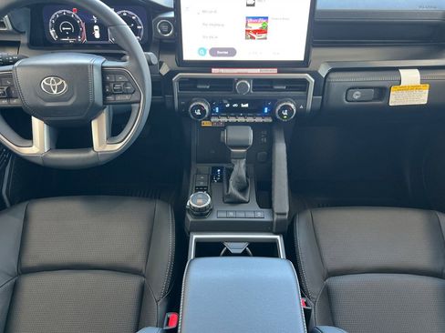 New 2026 Toyota 4Runner Limited AWD/4WD image 10