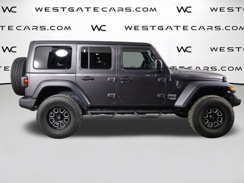 Used 2020 Jeep Wrangler Unlimited Sport S AWD/4WD image 38