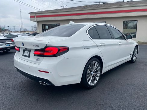 Used 2023 BMW 530i w/ Convenience Package image 5