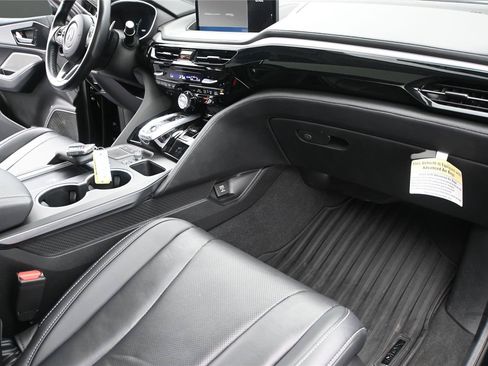 Certified 2023 Acura MDX SH-AWD w/ Technology Package image 15