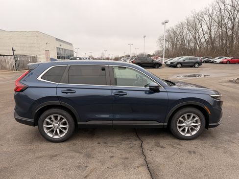 Certified 2023 Honda CR-V EX image 2