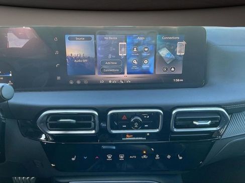 New 2026 Nissan Sentra SV w/ SV Convenience Package image 6