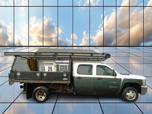 Used 2008 Chevrolet Silverado 3500 W/T image 1