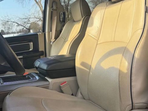 Used 2018 RAM 3500 Laramie Longhorn w/ Max Tow Package image 16