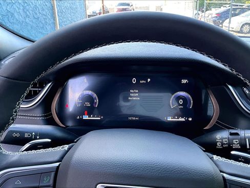 Used 2025 Jeep Grand Cherokee L Altitude RWD image 26