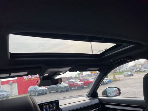 Used 2025 Honda CR-V Sport Touring image 11